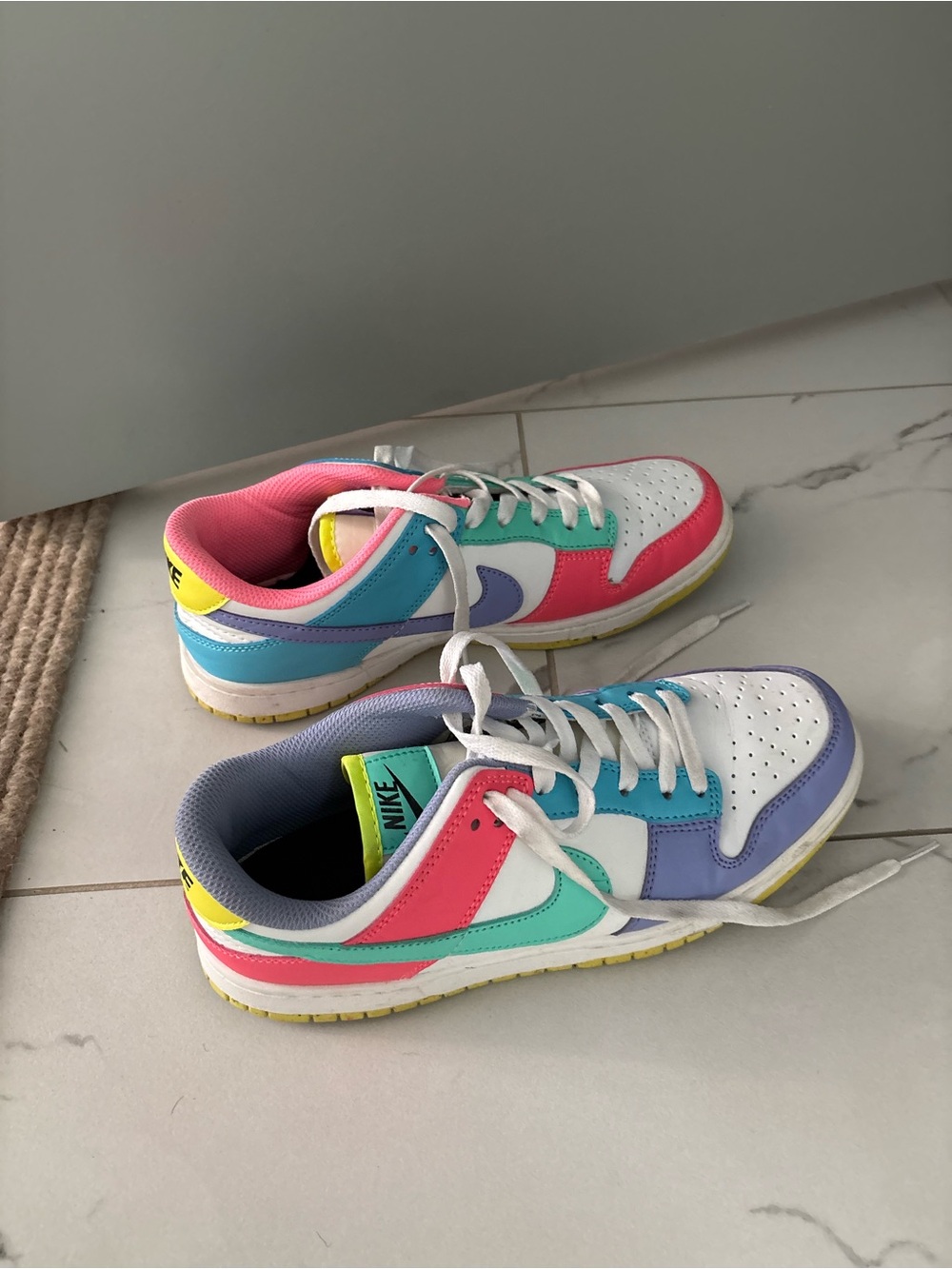 Nike Women’s Low-Top Sneakers in Pastel Multi